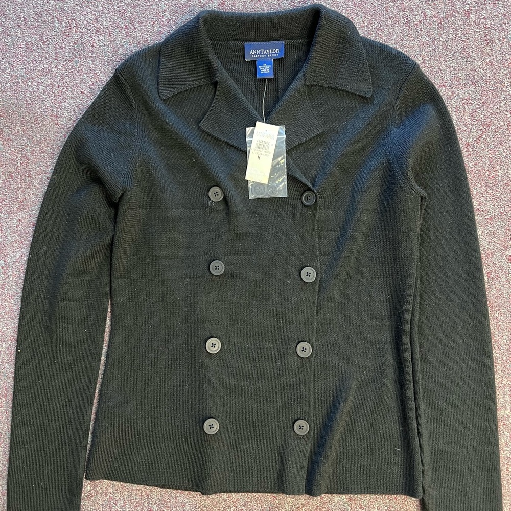 Anne Taylor Women's Black sweater Peacoat